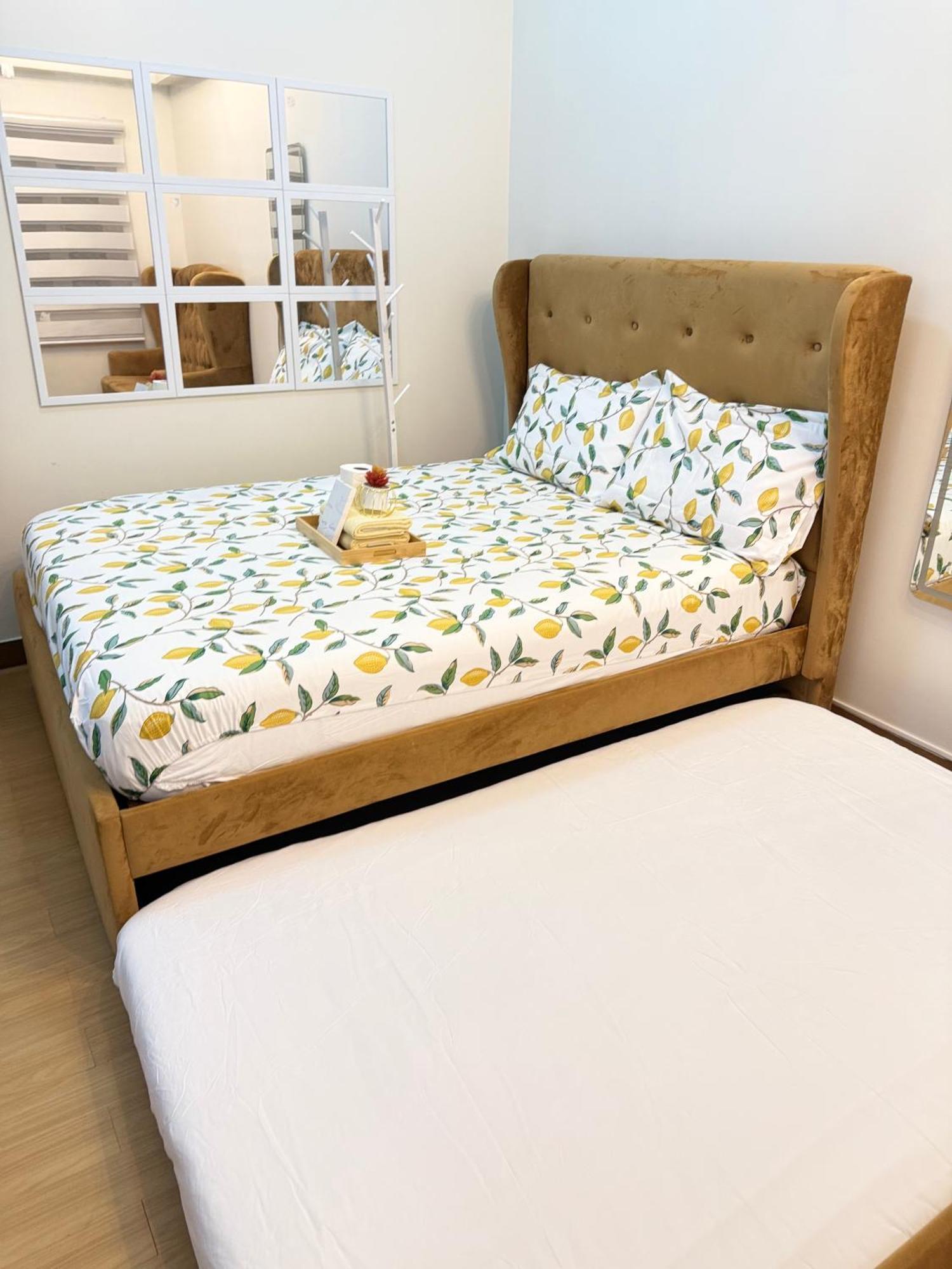 Starlight Suites Trece Martires Extérieur photo